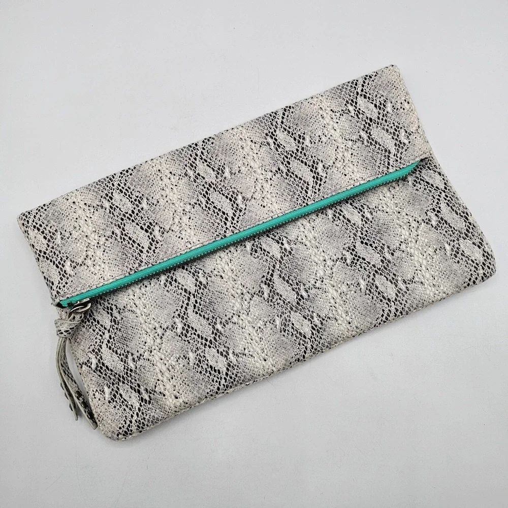 American Eagle Clutch‎ Gray Snake Print Zipper Foldover Wallet Makeup Purse